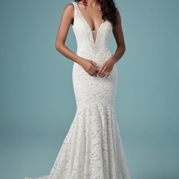 Maggie Soterro Hepburn - Picture 1 of 5